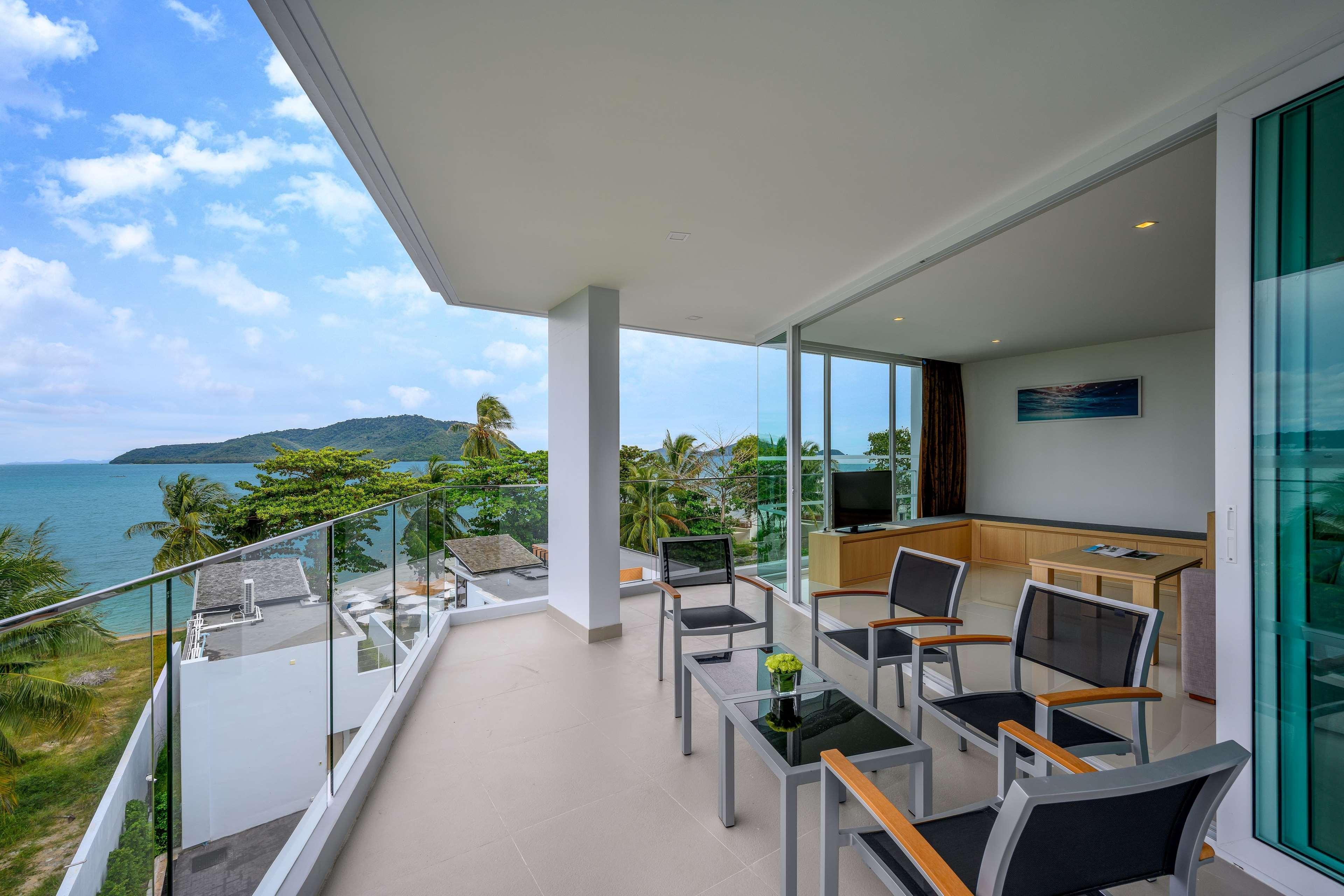 The Beachfront Hotel Phuket Rawai Eksteriør bilde