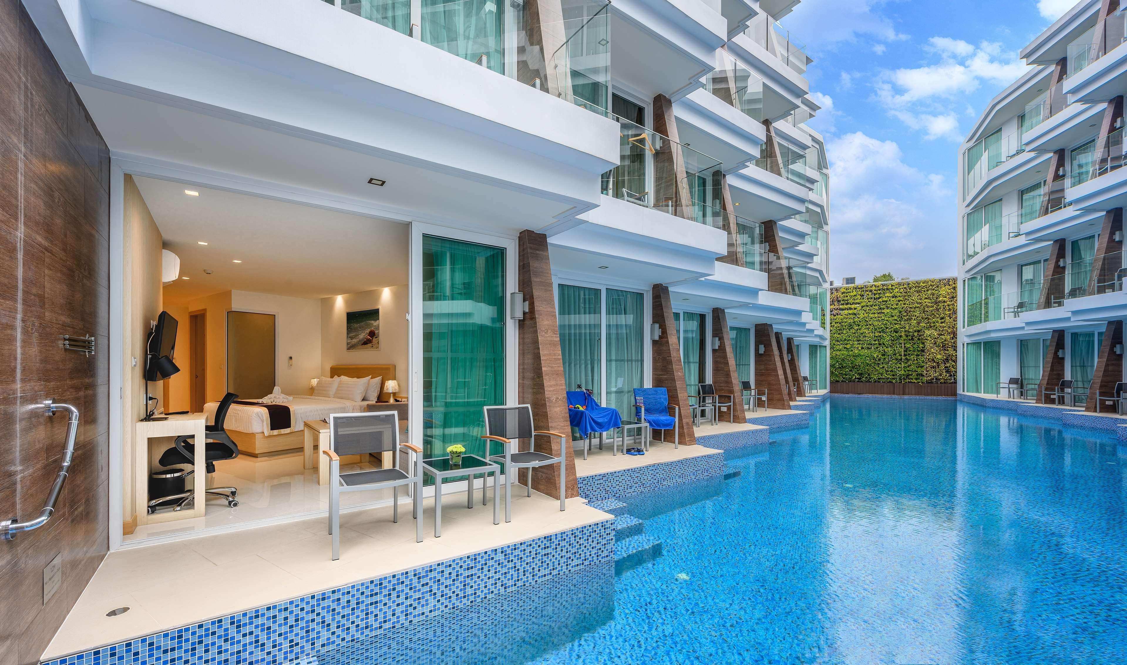 The Beachfront Hotel Phuket Rawai Eksteriør bilde
