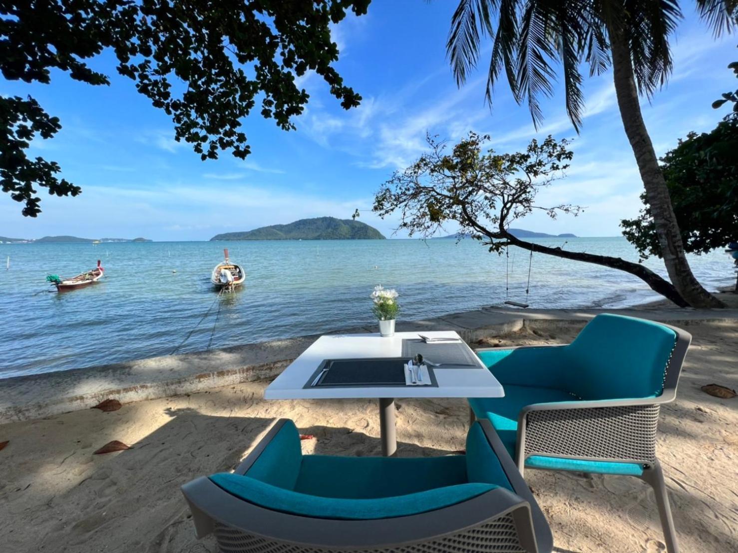 The Beachfront Hotel Phuket Rawai Eksteriør bilde